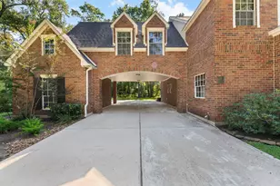 27 Misty Grove Cir, The Woodlands, TX 77380 - Photo 38