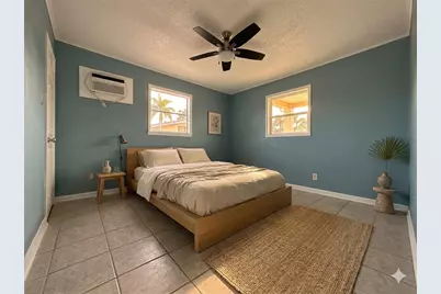 16622 Nassau Way, Jamaica Beach, TX 77554 - Photo 12