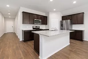 4707 Lombardy Fire Trail, Katy, TX 77449 - Photo 4