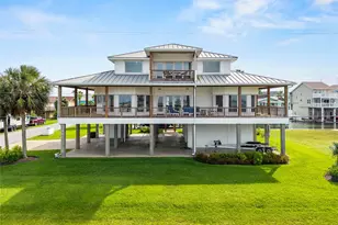 4301 Jolly Roger Rd, Jamaica Beach, TX 77554 - Photo 4