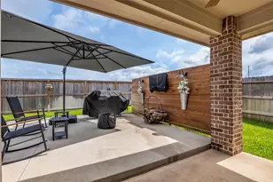 176 Dina Ln, Montgomery, TX 77356 - Photo 2