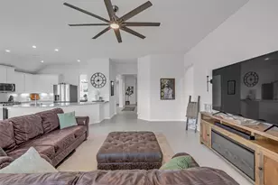 176 Dina Ln, Montgomery, TX 77356 - Photo 6