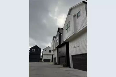 2705 Oakwood Crest Lane, Houston, TX 77018 - Photo 42