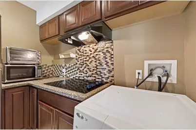 2201 Fountain View Drive #3, Houston, TX 77057 - Photo 10