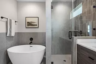 307 Charlock St, Houston, TX 77022 - Photo 4