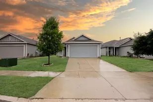 9220 Griffith Run, Converse, TX 78109 - Photo 2