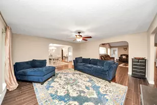 15 Haverford Ln, Friendswood, TX 77546 - Photo 8