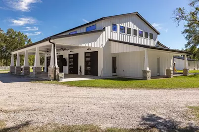 570 County Road 6510, Dayton, TX 77535 - Photo 32