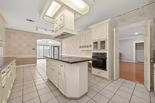 8027 Danette Ct, Houston, TX 77379 - Photo 4