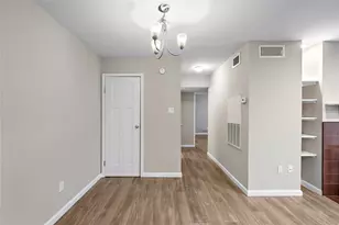 2750 Holly Hall St, Houston, TX 77054 - Photo 6