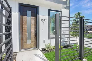 1317 Knight St, Houston, TX 77022 - Photo 2