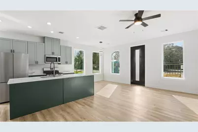 1317 Knight St #1, Houston, TX 77022 - Photo 4