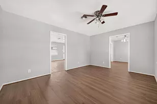 7214 Tours St, Houston, TX 77036 - Photo 6