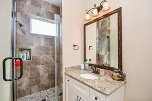 1126 W 16th St, Houston, TX 77008 - Photo 26