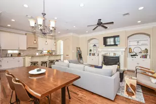 1126 W 16th St, Houston, TX 77008 - Photo 6