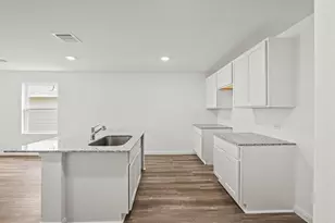 12251 McCrorey Castle Pass, Conroe, TX 77303 - Photo 8