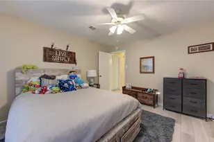 13 S Skimmer St, La Marque, TX 77568 - Photo 28