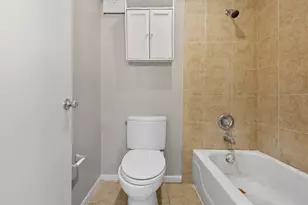 8055 Cambridge St, Houston, TX 77054 - Photo 14