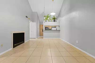 8055 Cambridge Street #20, Houston, TX 77054 - Photo 4