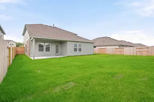 517 Comal Trl, Dayton, TX 77535 - Photo 22