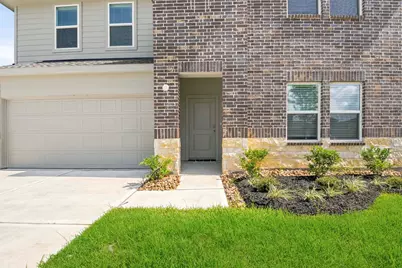 517 Comal Trail, Dayton, TX 77535 - Photo 4