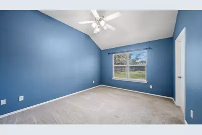 213 Mesa View, Conroe, TX 77316 - Photo 10
