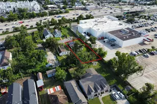 201 E 30th St, Houston, TX 77018 - Photo 6