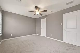 9226 MacMillan Ln, Houston, TX 77083 - Photo 42