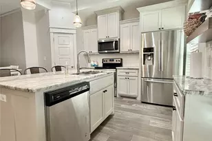 276 Pine Burr St, Vidor, TX 77662 - Photo 8