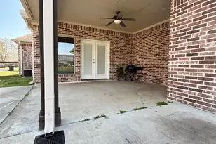 276 Pine Burr St, Vidor, TX 77662 - Photo 22
