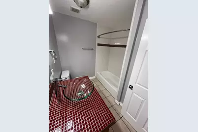 4927 Leeland Street, Houston, TX 77023 - Photo 6