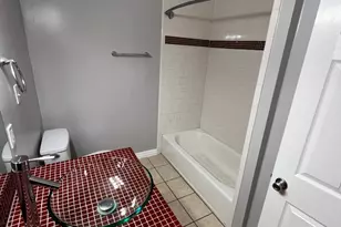 4927 Leeland St, Houston, TX 77023 - Photo 6