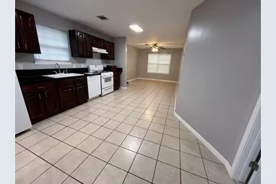 4927 Leeland Street, Houston, TX 77023 - Photo 1