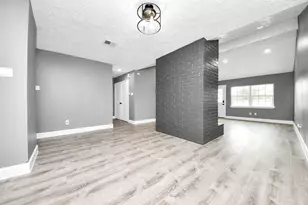5444 Ridge Wind Ln, Houston, TX 77053 - Photo 12