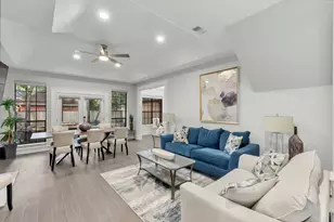 122 E Placid Hill Cir, The Woodlands, TX 77381 - Photo 1