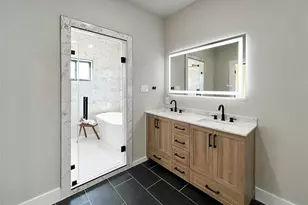 619 Chuckwagon Trail, Angleton, TX 77515 - Photo 28