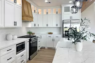 619 Chuckwagon Trail, Angleton, TX 77515 - Photo 20