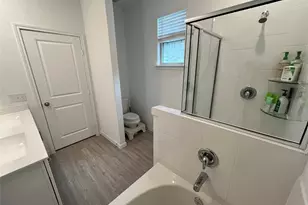 339 Paso Fino Dr, Alvin, TX 77511 - Photo 10