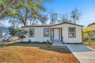 613 19th Avenue N, Texas City, TX 77590 - Photo 1