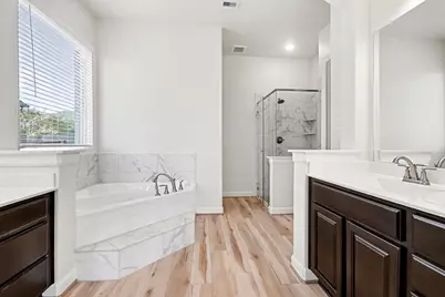 9215 Joe Louis, Mont Belvieu, TX 77523 - Photo 24