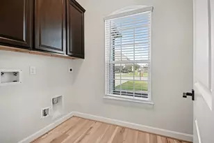 9215 Joe Louis, Mont Belvieu, TX 77523 - Photo 12
