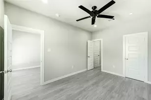 8157 Tate St, Houston, TX 77028 - Photo 10