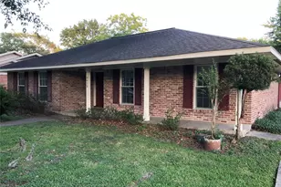 3615 Elmridge St, Houston, TX 77025 - Photo 2