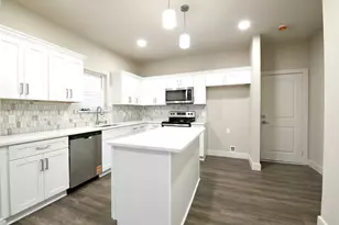 8025 Virgil St, Houston, TX 77088 - Photo 6