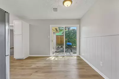 2803 22nd Street, Dickinson, TX 77539 - Photo 8