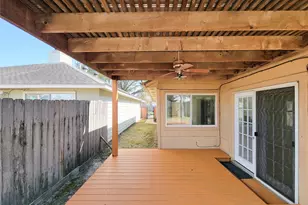 8611 Pool Creek Dr, Houston, TX 77095 - Photo 30