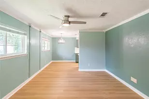 12906 Southspring Dr, Houston, TX 77047 - Photo 10