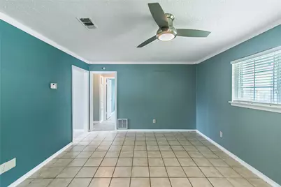 12906 Southspring Drive, Houston, TX 77047 - Photo 14