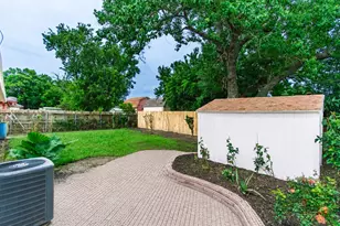 12906 Southspring Dr, Houston, TX 77047 - Photo 24