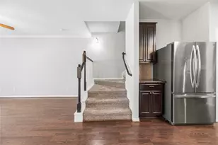 5227 Brinkman Ct, Houston, TX 77091 - Photo 8